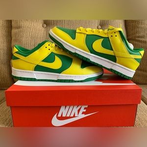 BNWT Men's Nike Dunk Low Retro BTTYS Oregon - SIZE 10 - Reverse Brazil Sneakers